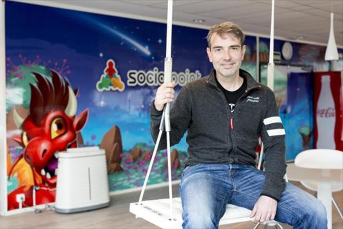 Joaquim Lecha,  en la sede de Social Point.