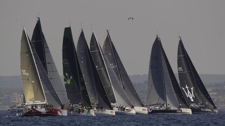 Imagen de una de las regatas de la jornada de ayer en Palma.