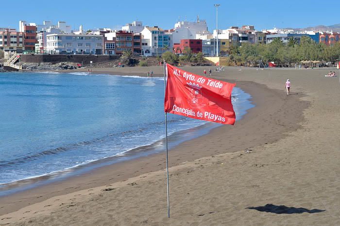 Playas cerradas al baño. Melenara