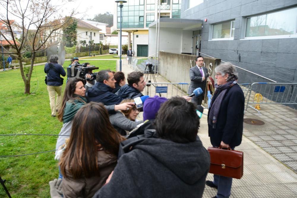 Sinaí Giménez y seis 'morones' declaran en Cangas