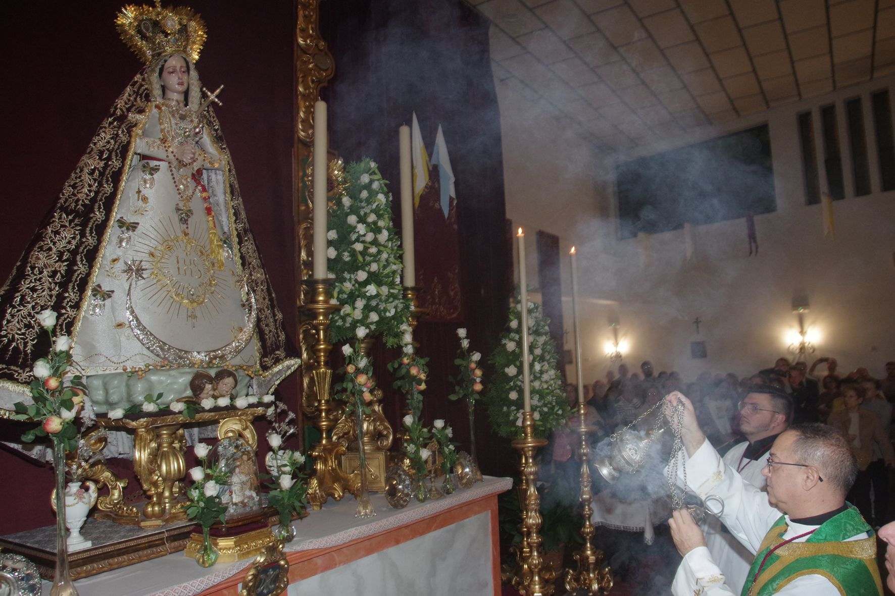 Bendición de la Virgen del Valle en la parroquia de la Natividad (La Paz)