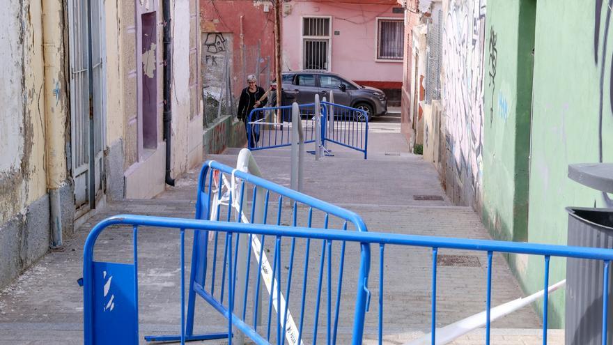 Una calle que es un &quot;Peligro&quot; para el peatón