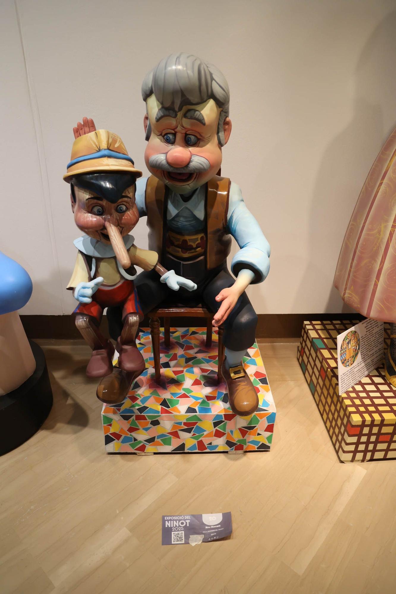 Exposición del Ninot adulto de las hogueras 2025
