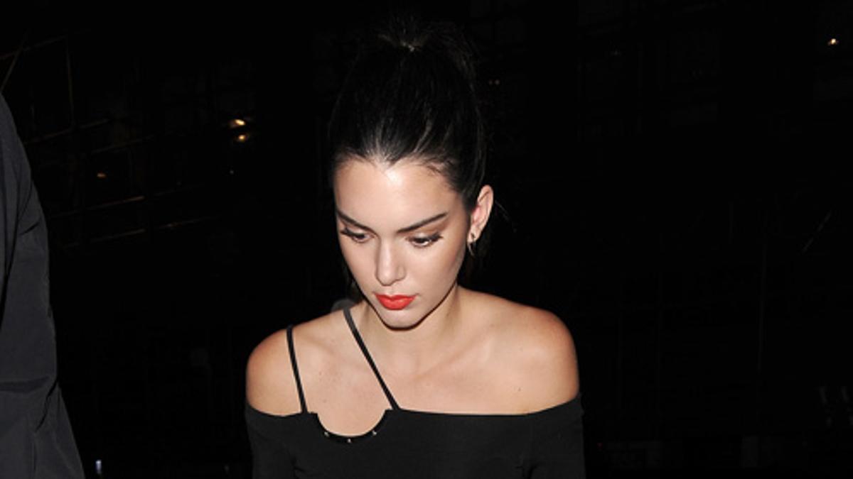 Kendall Jenner, de David Koma, en el evento Estee Edit en Londres