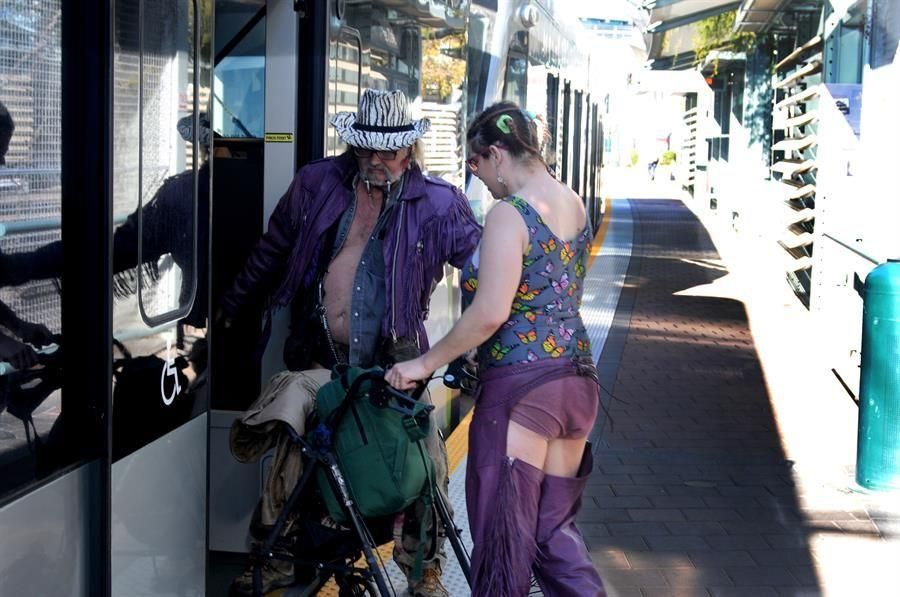 Día sin pantalones en el metro