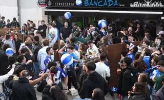 Deportivo - Cultural | Riazor disfruta de un día inmejorable y en compañía en la fiesta de las peñas