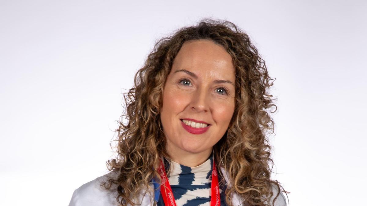 La doctora Eva Cotilla, nueva presidenta de la Sociedad Valenciana de Nefrología
