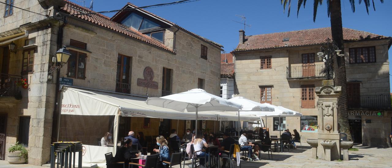 La hostelería de Cambados podrá abrir el interior de sus locales con un aforo del 30% a partir del sábado