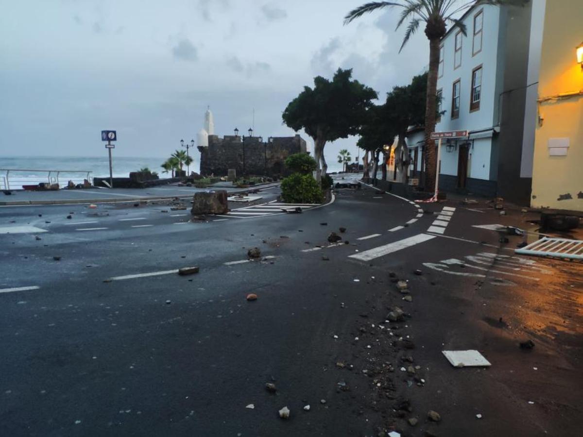 Desperfectos en Garachico tras el oleaje
