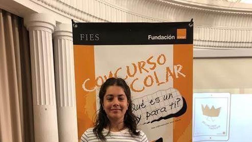 Una alumna de Utebo gana el concurso ‘¿Qué es un rey para ti?’ en Aragón