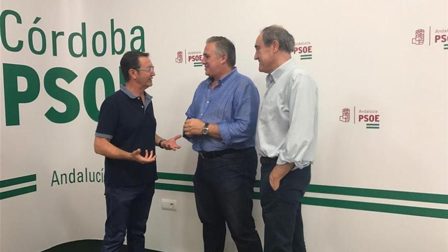 El PSOE y UGT analizan el nuevo convenio provincial del campo