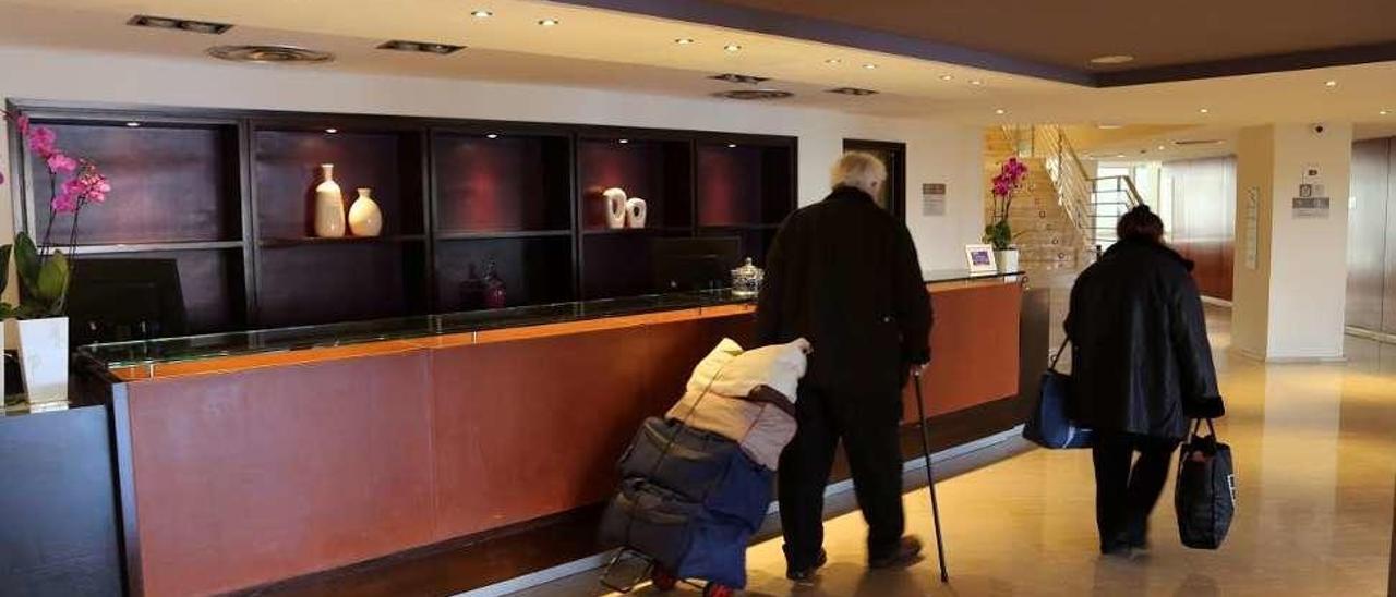 El hotel Eurostars Isla de La Toja reabrió y ya recibió a los primeros clientes. // Muñiz