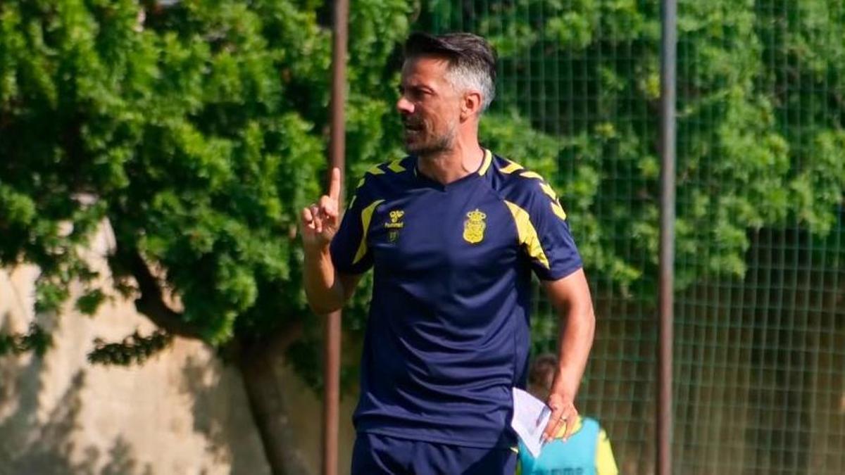 Rubén de la Barrera durante el entrenamiento de esta mañana.