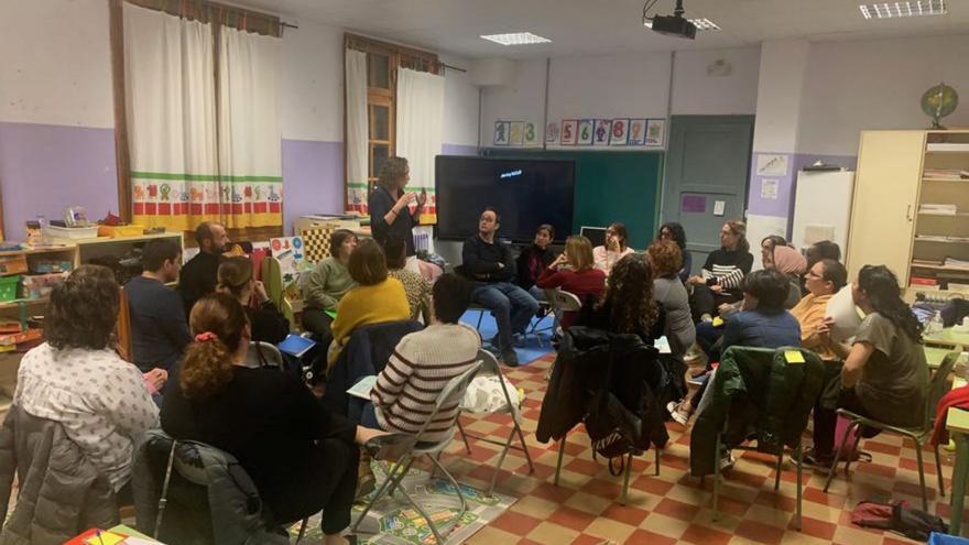 Las jornadas de la escuela de familias tienen un gran éxito. | SERVICIO ESPECIAL