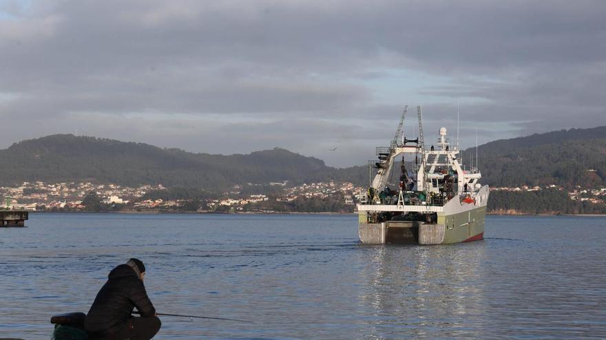 Un estudio de Bruselas cifra en 19.300 millones de euros el coste para reducir las emisiones de la flota en 2050