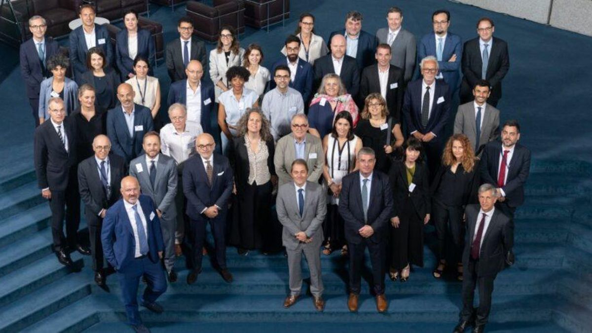 Representantes de 'Mayors for Housing' presionan al Banco Europeo de Inversiones