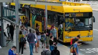 Guía para moverse en guagua en Canarias sin apoquinar ni un céntimo durante 2023