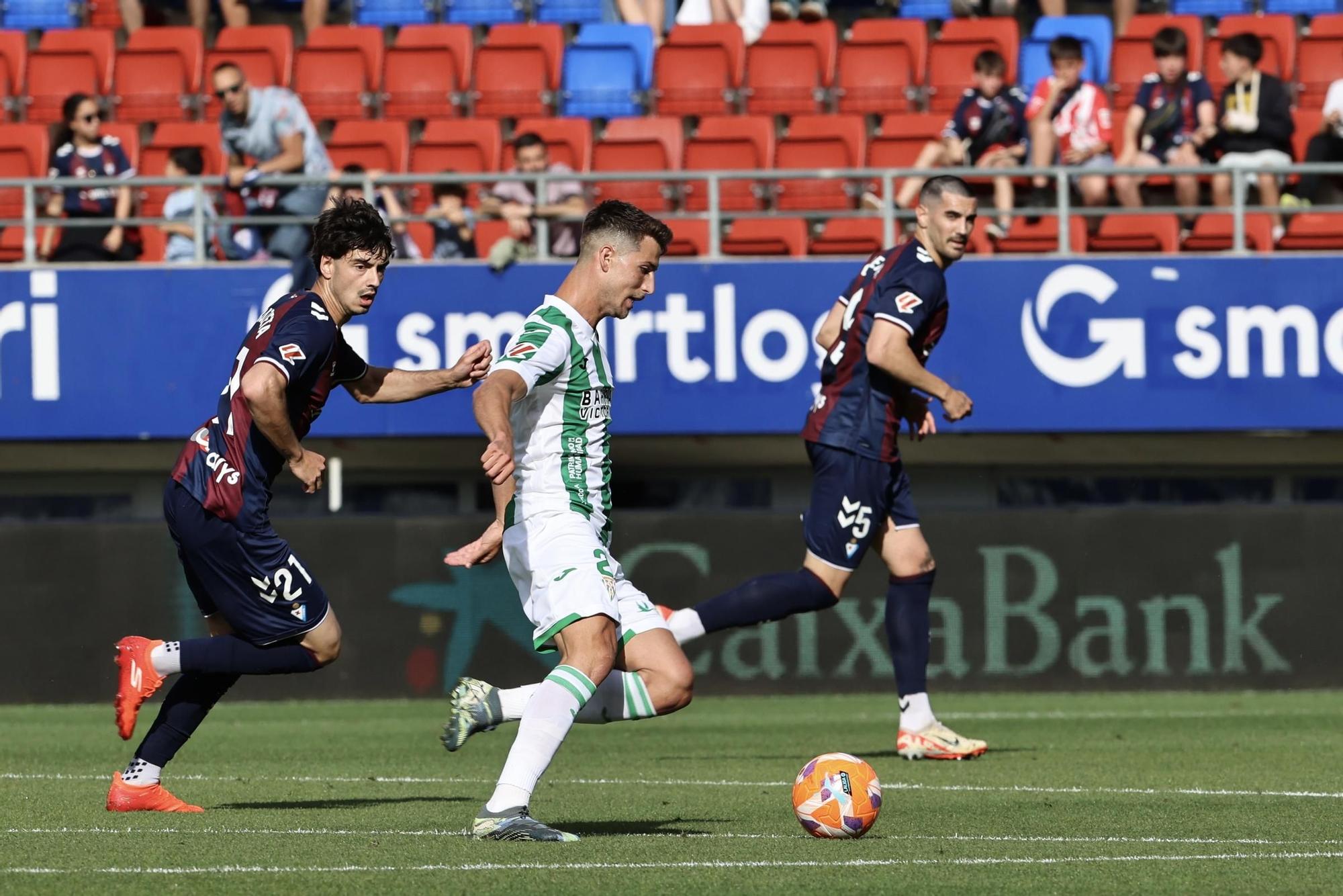 Eibar-Córdoba CF | Las imágenes del partido de LaLiga Hypermotion