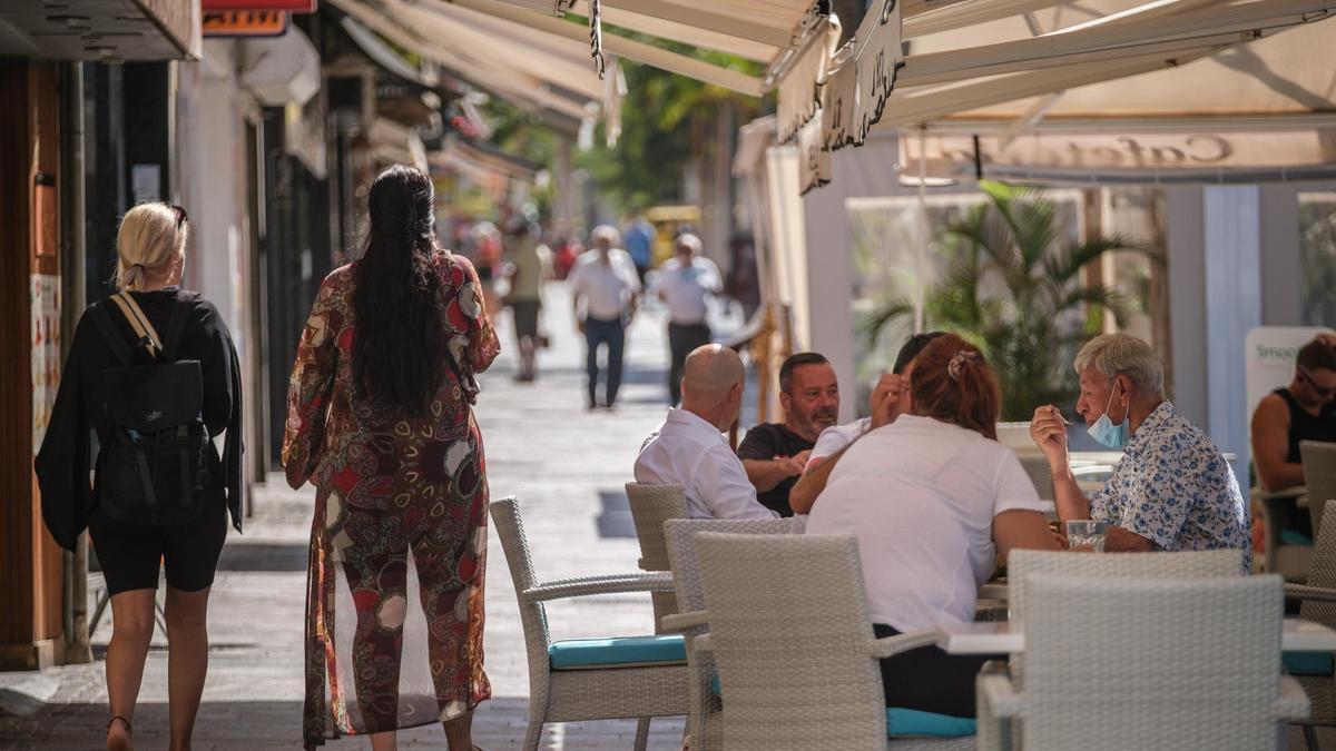 Zona comercial en Arona
