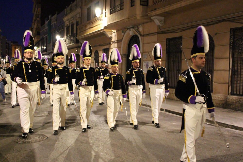 Procesión de la Hermandad de Jesús con la Cruz y Cristo Resucitado.