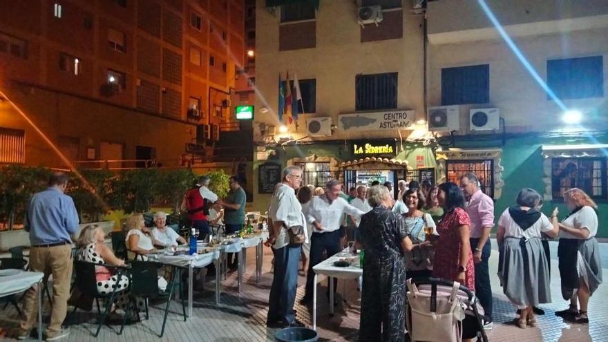 Los asturianos de Alicante celebran el Día de Asturias y premian a la Fundación Cajastur