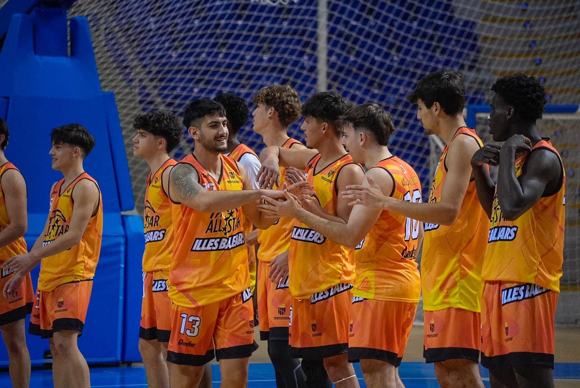 Espectáculo y diversión en el All-Star de las Lligues Escribano