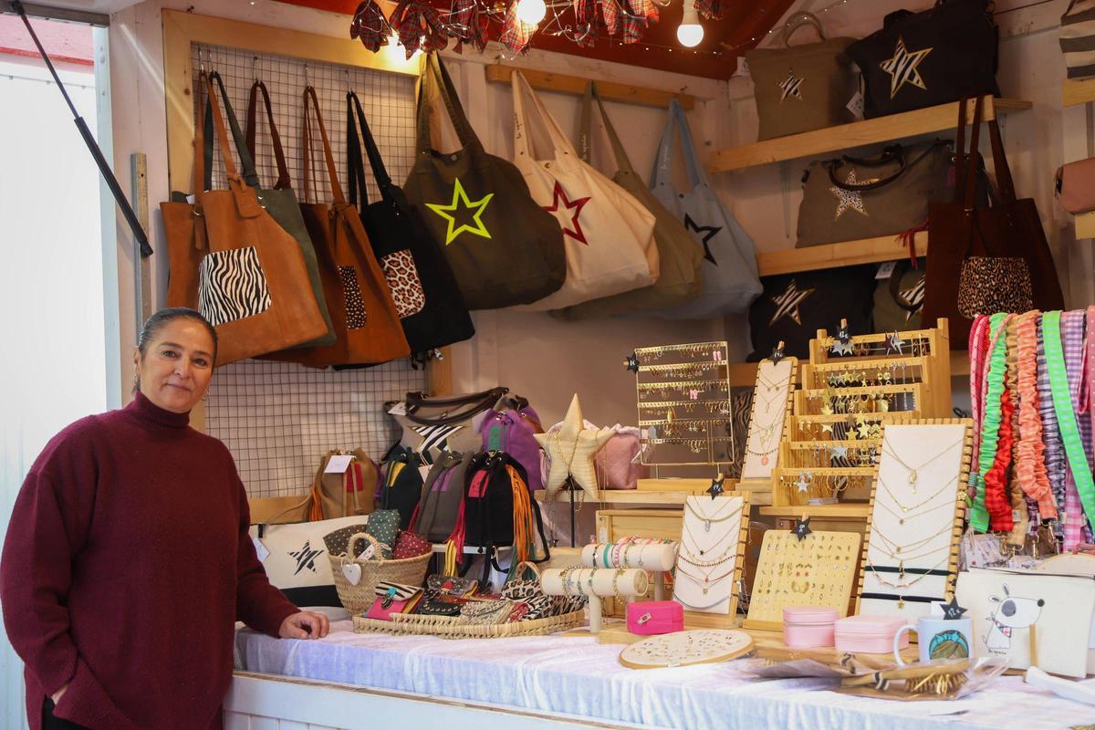 Puri Rojas en su puesto.