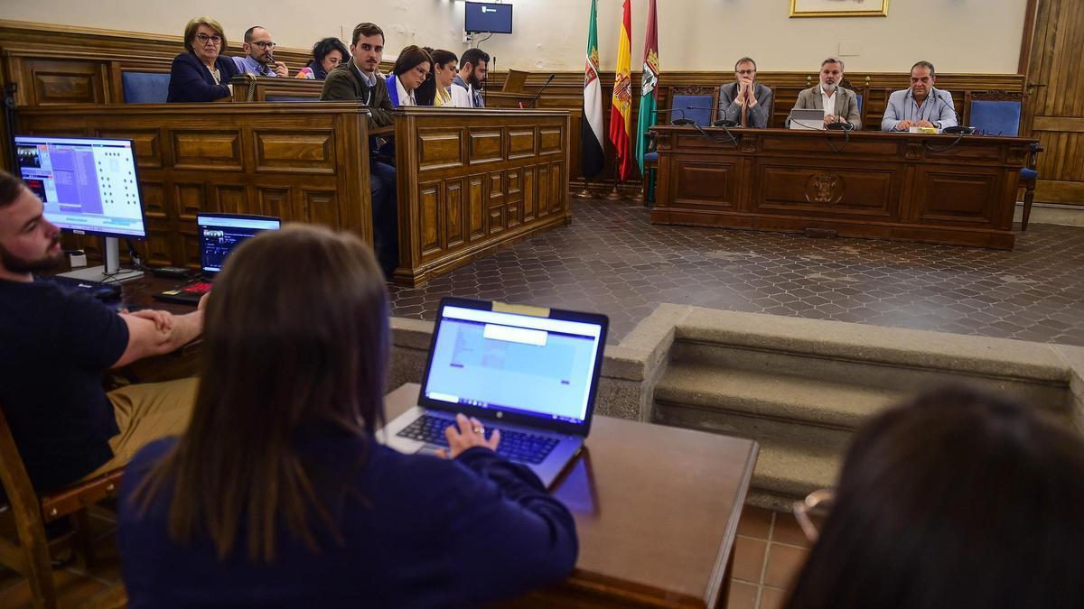 Este lunes se sortean en Plasencia los miembros de las mesas electorales para el 21D.