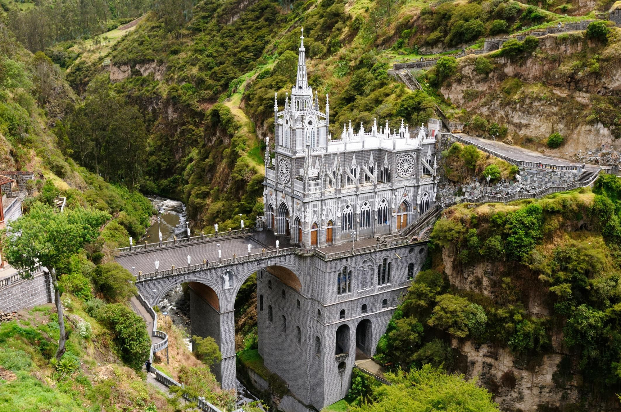 Imponente iglesia en Colombia