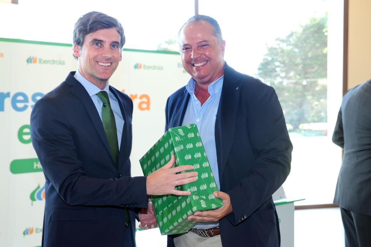 Iberdrola homenajea a trabajadores jubilados y veteranos de la Región