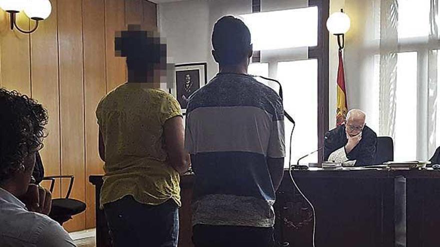 El acusado de robo en el monasterio de ArtÃ , ayer, durante el juicio.