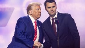 "En el caso de Charlie Kirk, yo no me precipitaría en el diagnóstico"