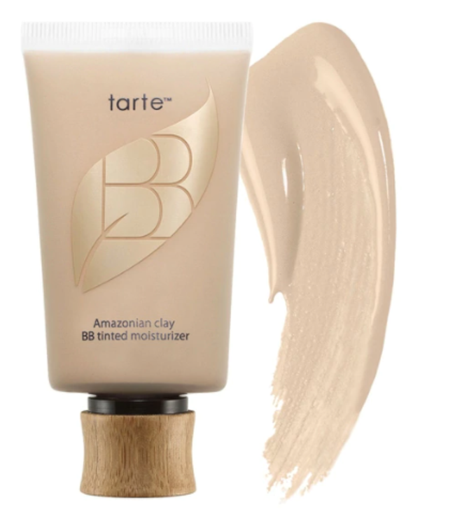 Hidratante con color BB Amazonian Clay de Tarte