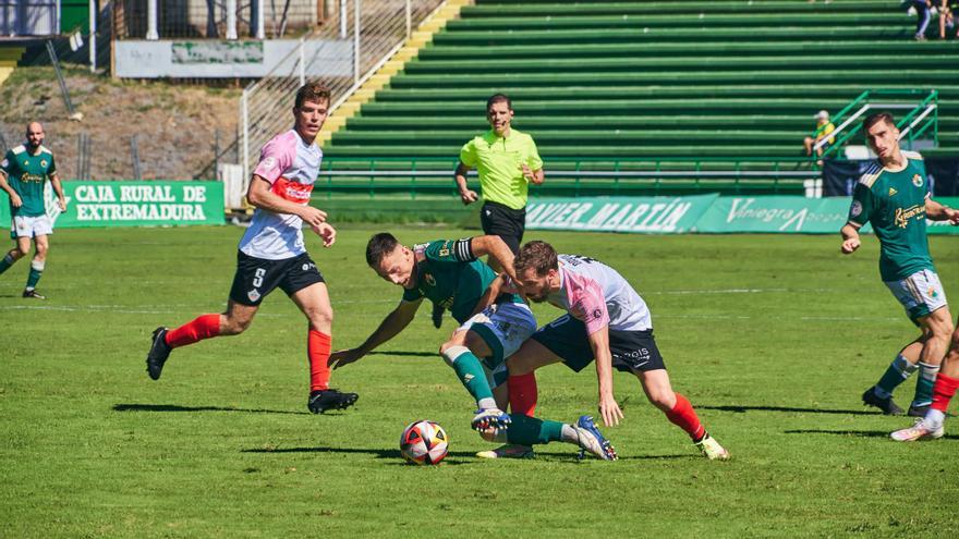 El Cacereño, a seguir en línea ascendente ante el Ursaria