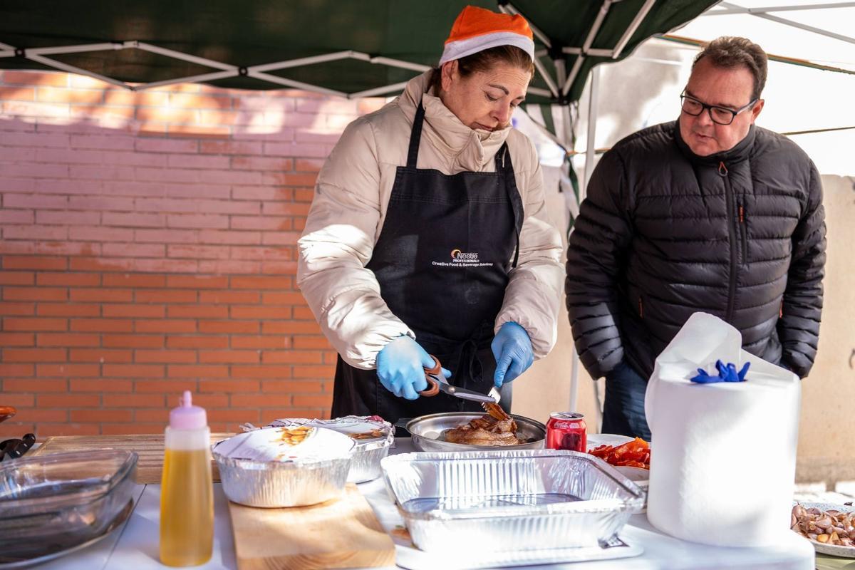 Las migas protagonizan las convivencias navideñas de las barriadas de Mérida