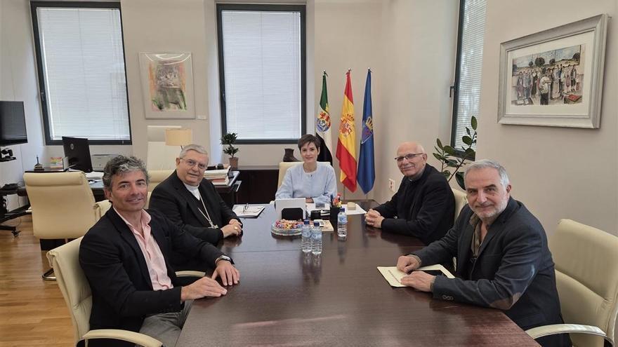 La archidiócesis y la diputación impulsarán un plan de turismo sacro