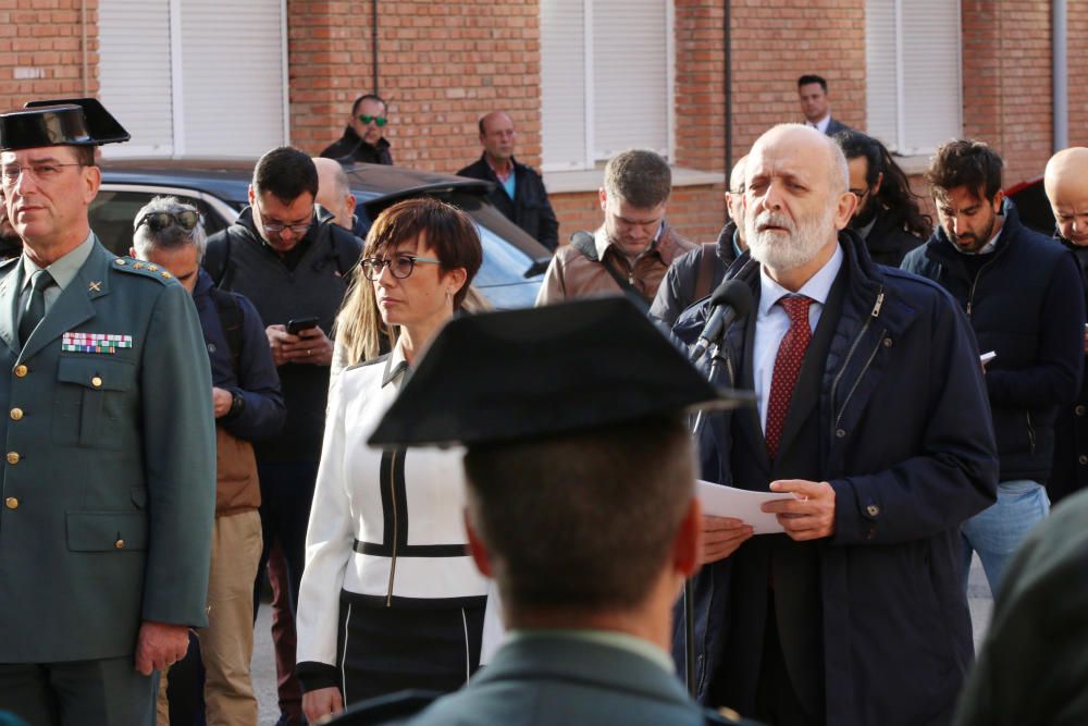 El director general del instituto armado, Félix Azón, ha felicitado personalmente a los agentes que participaron en el rescate del pequeño en Totalán