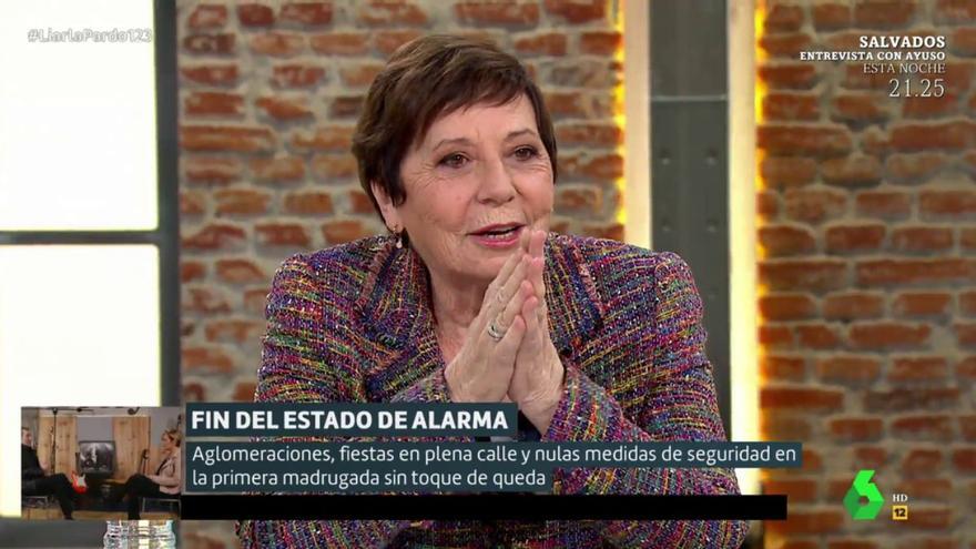 Celia Villalobos, pillada por culpa de un micro abierto en laSexta: &quot;¡Esto es una soplapollez!&quot;