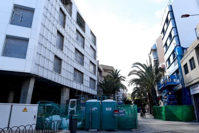 30-03-20  LAS PALMAS DE GRAN CANARIA. CIUDAD. LAS PALMAS DE GRAN CANARIA. Obras de la construcción paradas por la nueva ordenanza del Gobierno para parar el Covid-19.  Fotos: Juan Castro.