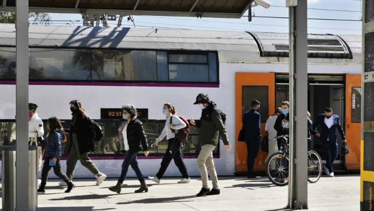 Adif invertirà 20 milions d’euros en una nova configuració del sistema de vies de l’estació de Castelldefels Adif invertirà 20 milions d’euros en una nova configuració del sistema de vies de l’estació de Castelldefels