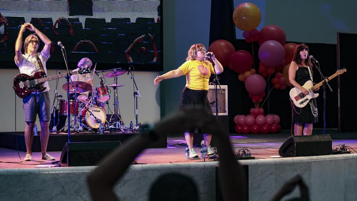 "Petit Pop", en concierto.