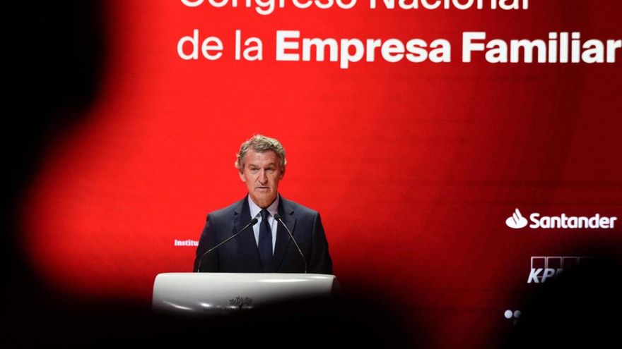 Feijoó lamenta que el gobierno afixie a los autónomos