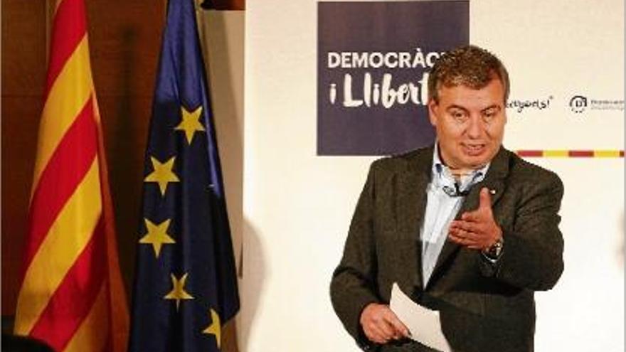 El cap de llista al Congrés de Democràcia i Llibertat per Girona, Jordi Xuclà, en un acte recent.