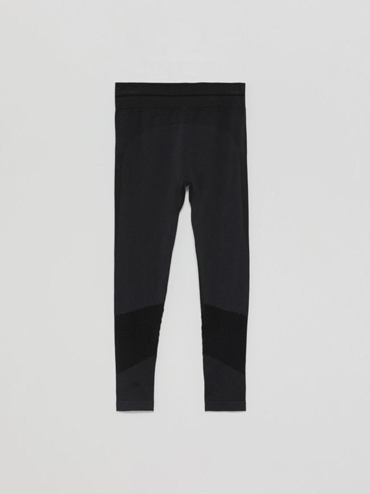 Legging deportivo negro sin costuras, de Lefties