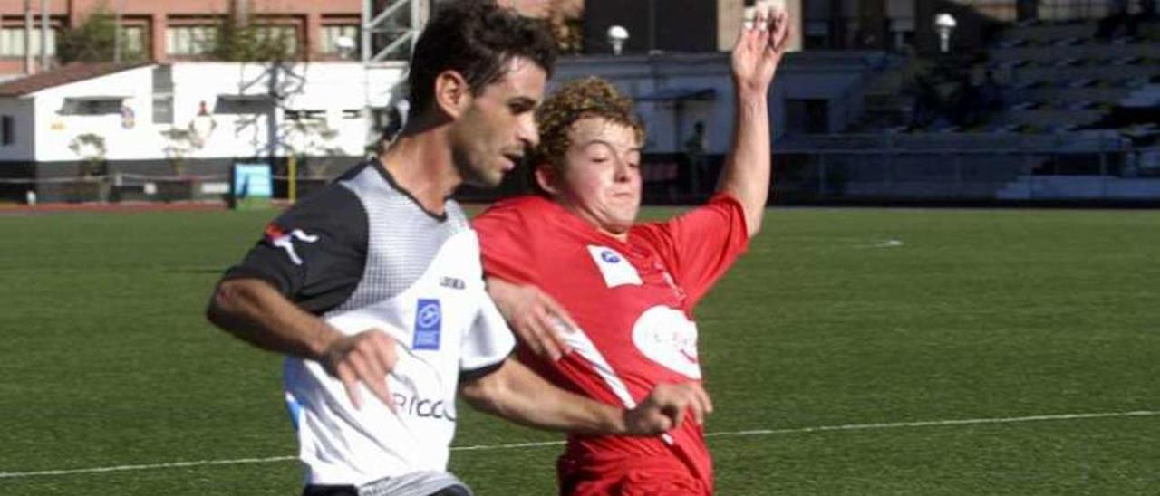 Annunziata, ante Carús en el Caudal-Tineo de la primera vuelta.