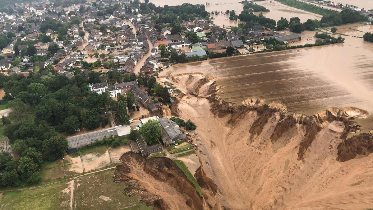 Según la Organización Meteorológica Mundial (OMM), entre 1970 y 2019 se produjeron 11.000 desastres naturales, que ocasionaron pérdidas superiores a los tres billones de euros y causaron la muerte de dos millones de personas.