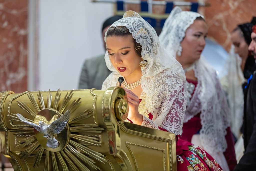 Una Ofrenda en pleno Septiembre con las Fallas del Marítimo