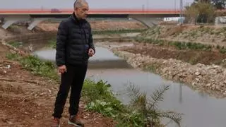 "Me he asomado al barranco cuatro veces para ver si venía agua"