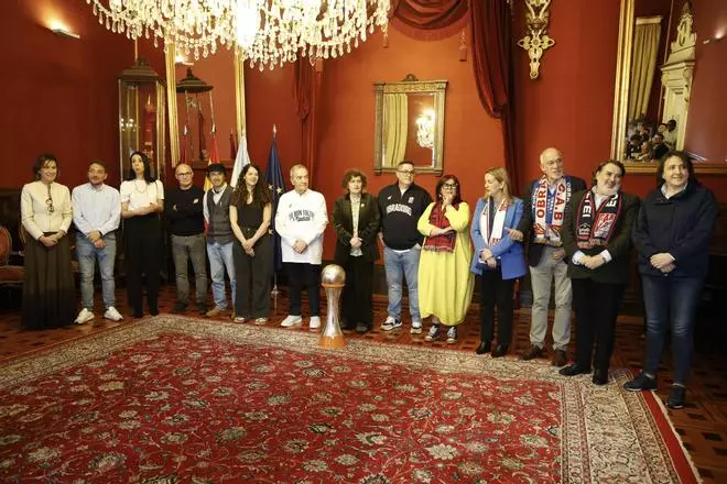 Recepción en el Pazo de Raxoi a los héroes del ascenso a la Liga ACB