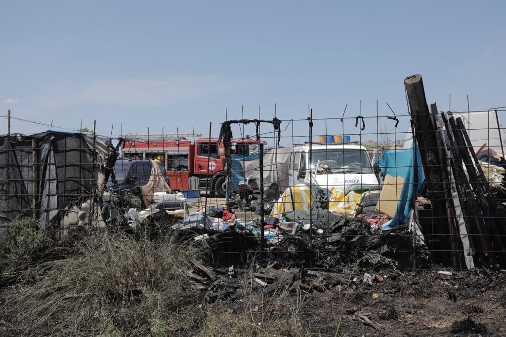 Incendio en una chatarrería en el Camí Salard de Palma